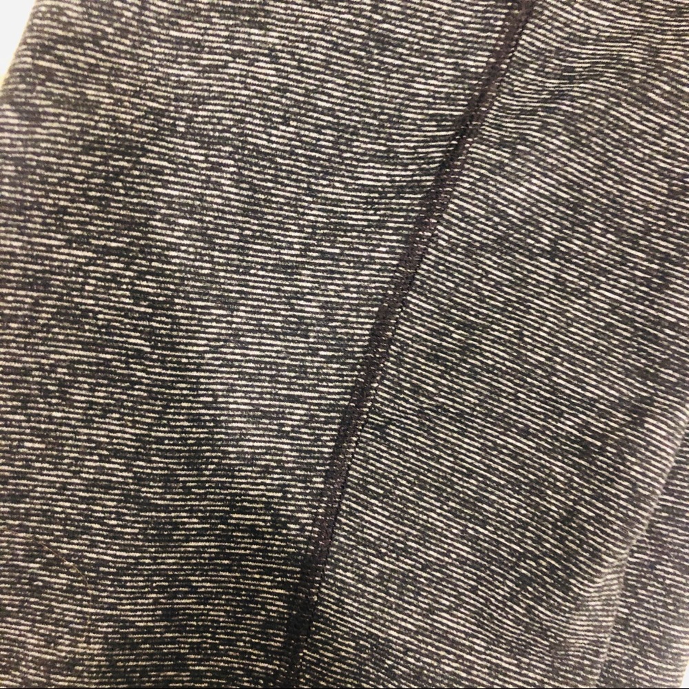 Under Armour Gray Patterned Capri Pant - image 4